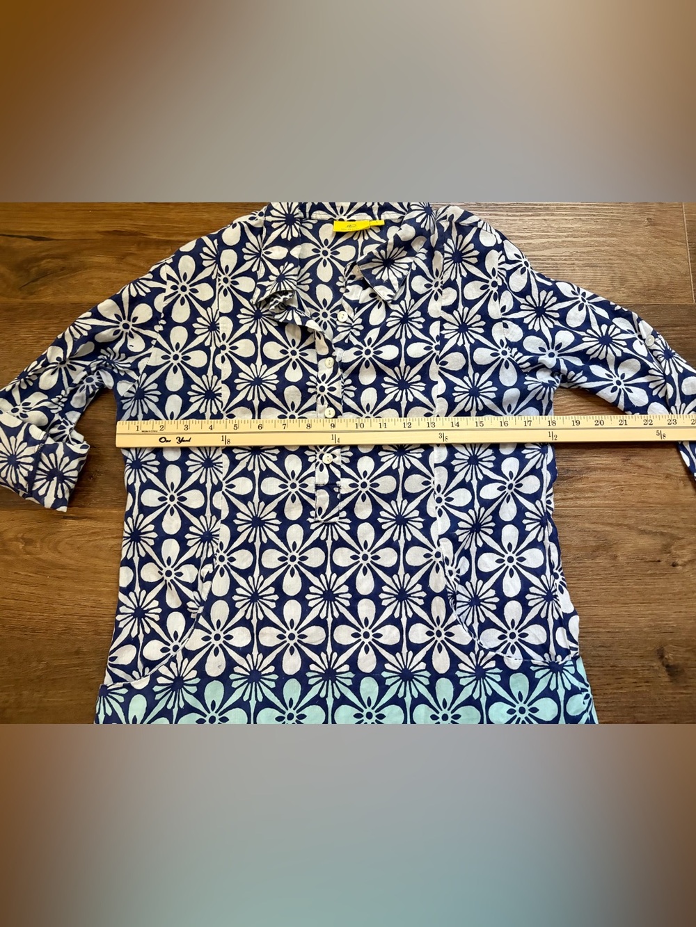 Roller Rabbit cover up tunic - Picture 10 of 13
